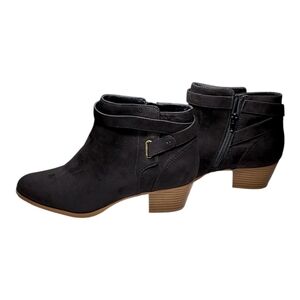 GIANI BERNINI, BLACK VEGAN SUEDE ANKLE BOOTS SIZE 9.5 NWOB